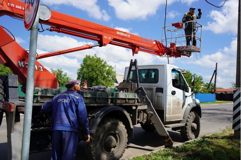 В текущем году данный вид работ был продолжен на улице Тимирязева, а в ближайших планах — установка аналогичных знаков на улицах 203-й Стрелковой дивизии и Мирющенко В текущем году данный вид работ был продолжен на улице Тимирязева, а в ближайших планах — установка аналогичных знаков на улицах 203-й Стрелковой дивизии и Мирющенко