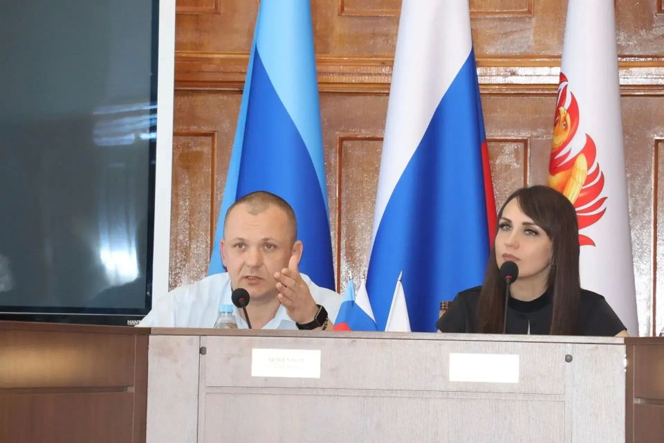 Депутаты утвердили отчет об исполнении бюджета муниципального образования городской округ город Северодонецк Луганской Народной Республики за 2025 год и внесли изменения в бюджет текущего года Депутаты утвердили отчет об исполнении бюджета муниципального образования городской округ город Северодонецк Луганской Народной Республики за 2025 год и внесли изменения в бюджет текущего года