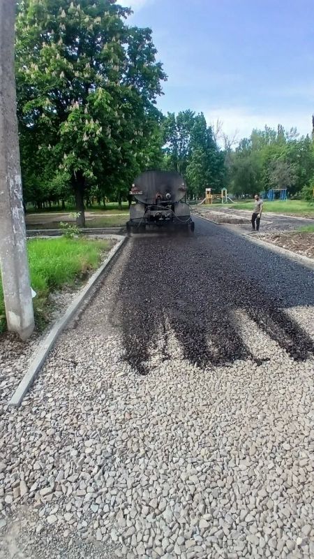 Суходольский сквер имени В. Ташлыкова стал одной из четырех территорий, которые победили во Всероссийском голосовании и теперь благоустраиваются в рамках федерального проекта «Формирование комфортной городской среды»... Суходольский сквер имени В. Ташлыкова стал одной из четырех территорий, которые победили во Всероссийском голосовании и теперь благоустраиваются в рамках федерального проекта «Формирование комфортной городской среды»...