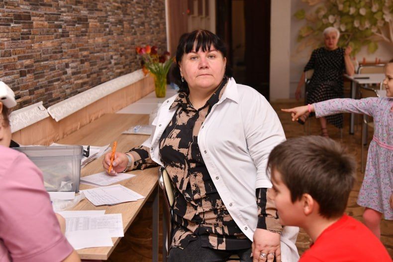 Забота о будущем: красноярские врачи впервые провели прием в Семейном центре Свердловска Забота о будущем: красноярские врачи впервые провели прием в Семейном центре Свердловска