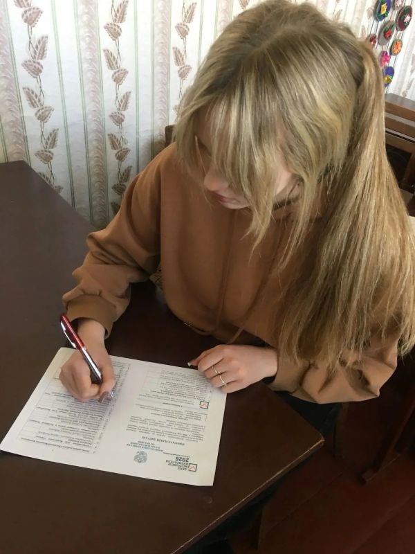 В Артёмовской школе Перевальского округа прошли мероприятия ко Дню молодого избирателя