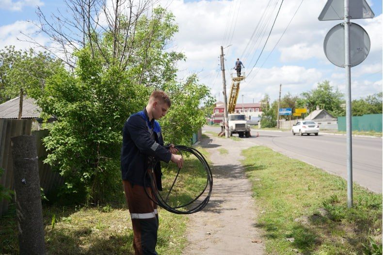 В текущем году данный вид работ был продолжен на улице Тимирязева, а в ближайших планах — установка аналогичных знаков на улицах 203-й Стрелковой дивизии и Мирющенко В текущем году данный вид работ был продолжен на улице Тимирязева, а в ближайших планах — установка аналогичных знаков на улицах 203-й Стрелковой дивизии и Мирющенко