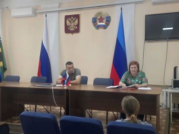 Заседание Комиссии по делам несовершеннолетних и защите их прав