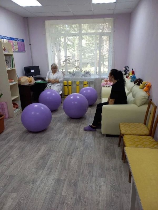 В ГБУЗ «Новоайдарская ЦРБ» ЛНР в женской консультации оформлена и открыта «Школа матерей» В ГБУЗ «Новоайдарская ЦРБ» ЛНР в женской консультации оформлена и открыта «Школа матерей»