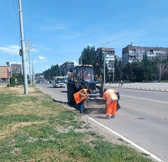 Коммунальными службами проведены работы на территории города Коммунальными службами проведены работы на территории города