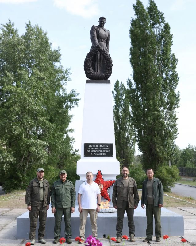 По поручению Раиса Татарстана Рустама Минниханова Премьер-министр Республики Татарстан Алексей Песошин посетил город Рубежное в Луганской Народной Республик По поручению Раиса Татарстана Рустама Минниханова Премьер-министр Республики Татарстан Алексей Песошин посетил город Рубежное в Луганской Народной Республик