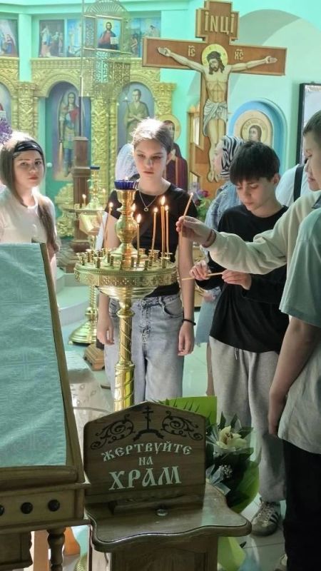 В Ровеньках прошло мероприятие "Христианское воспитание – фундамент крепкой семьи" В Ровеньках прошло мероприятие "Христианское воспитание – фундамент крепкой семьи"
