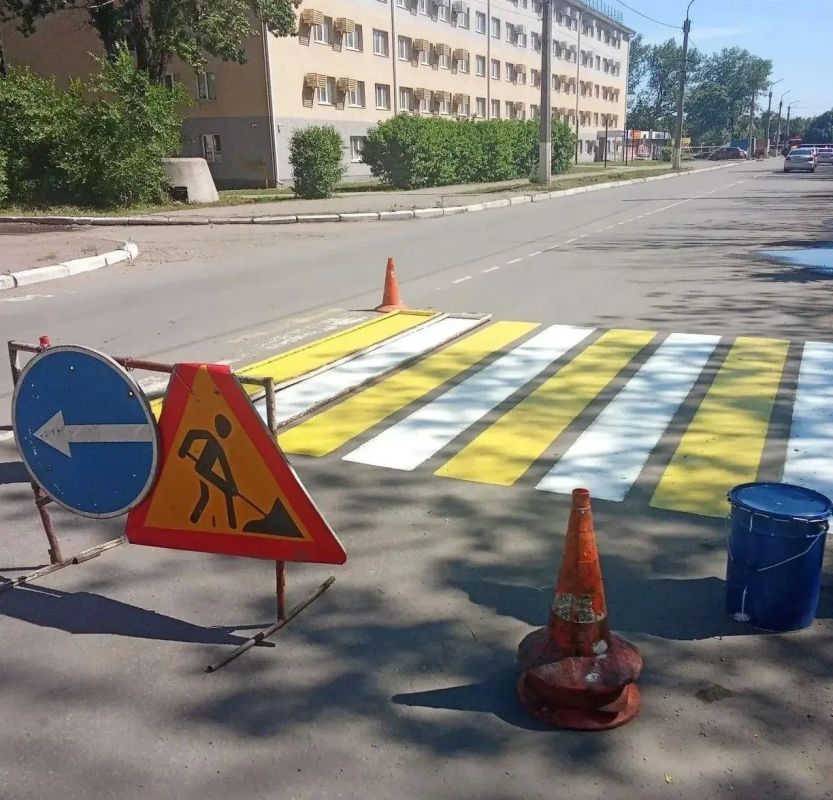 Коммунальными службами проведены работы на территории города Коммунальными службами проведены работы на территории города