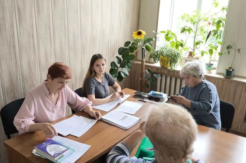 В Червонопартизанске прошел приём граждан Государственным юридическим бюро ЛНР В Червонопартизанске прошел приём граждан Государственным юридическим бюро ЛНР