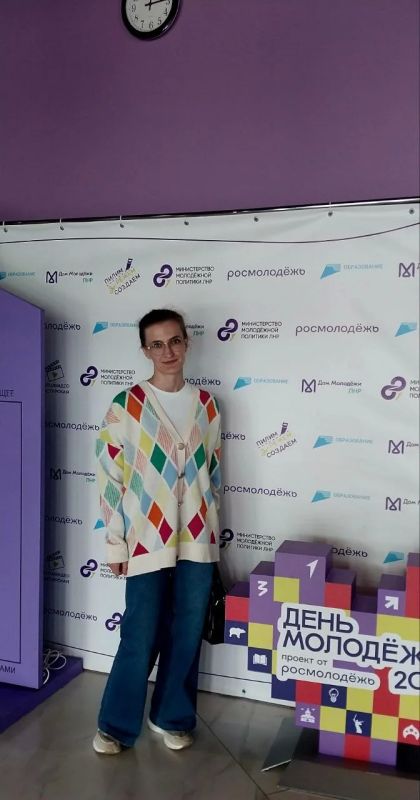19 мая 2026г. сотрудники Луганской городской многопрофильной больницы №15 инженер по охране труда Забудько Наталья и врач анестезиолог Кириллова Александра приняли участие в Первом республиканском форуме «Первая помощь:... 19 мая 2026г. сотрудники Луганской городской многопрофильной больницы №15 инженер по охране труда Забудько Наталья и врач анестезиолог Кириллова Александра приняли участие в Первом республиканском форуме «Первая помощь:...