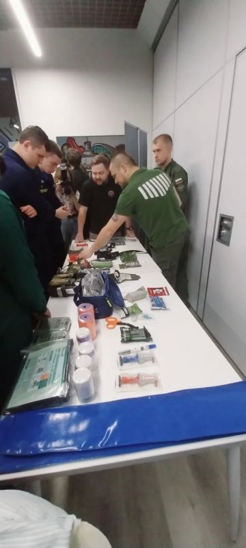 19 мая 2026г. сотрудники Луганской городской многопрофильной больницы №15 инженер по охране труда Забудько Наталья и врач анестезиолог Кириллова Александра приняли участие в Первом республиканском форуме «Первая помощь:... 19 мая 2026г. сотрудники Луганской городской многопрофильной больницы №15 инженер по охране труда Забудько Наталья и врач анестезиолог Кириллова Александра приняли участие в Первом республиканском форуме «Первая помощь:...