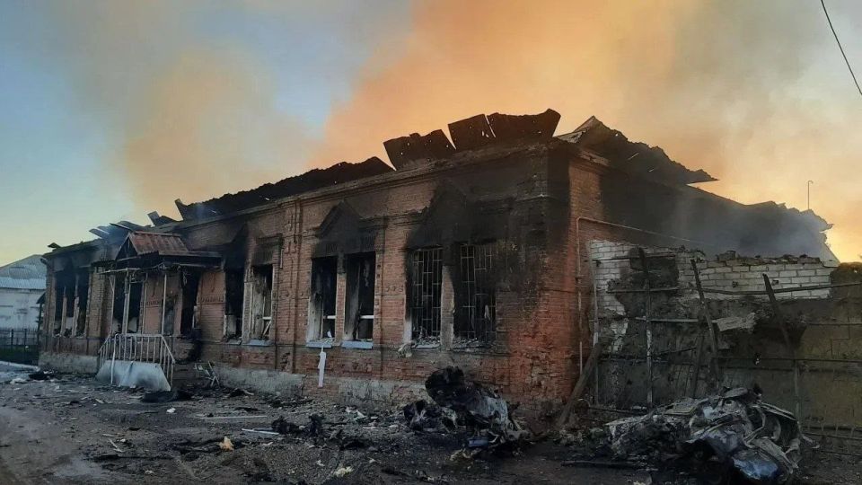 Записки ветерана: Украинские нацисты нанесли удар по Старобельскому профессиональному колледжу в ЛНР Записки ветерана: Украинские нацисты нанесли удар по Старобельскому профессиональному колледжу в ЛНР