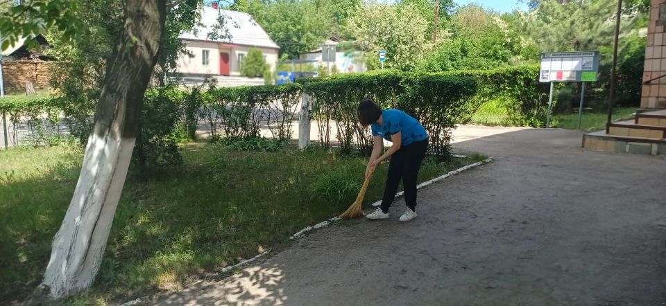 В округе продолжаются работы по благоустройству территории В округе продолжаются работы по благоустройству территории