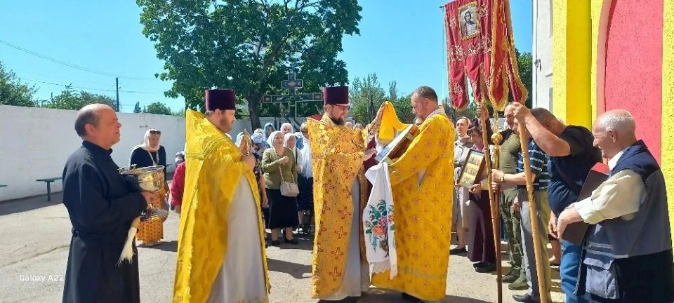 Сегодня, в день памяти святителя Николая Чудотворца, город Брянка отметил свой престольный праздник Сегодня, в день памяти святителя Николая Чудотворца, город Брянка отметил свой престольный праздник