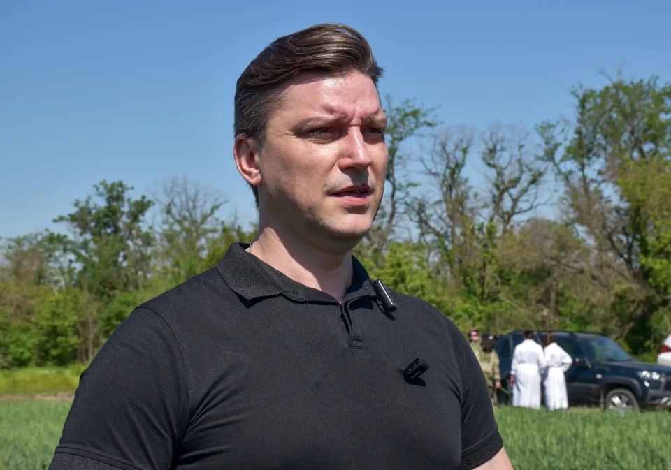 Посевная прошла экватор. Об этом Министр сельского хозяйства и продовольствия Евгений Сорокин рассказал в ходе рабочей поездки на поля ООО «Агросоюз» Посевная прошла экватор. Об этом Министр сельского хозяйства и продовольствия Евгений Сорокин рассказал в ходе рабочей поездки на поля ООО «Агросоюз»