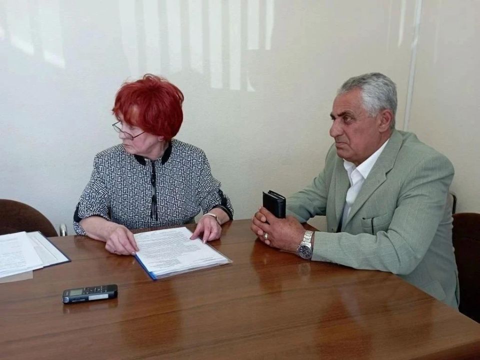 Глава Луганска провела личный прием граждан Глава Луганска провела личный прием граждан