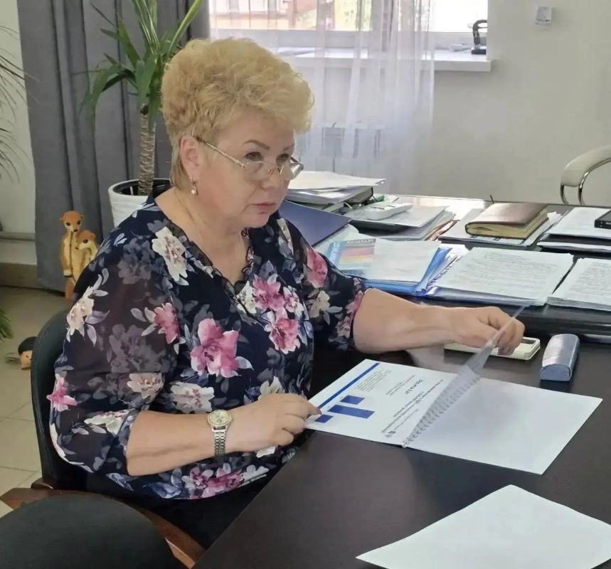 Ольга Бас: На пленарном заседании в рамках «Правительственного часа» сенаторы заслушали доклад руководителя Федеральной службы государственной регистрации, кадастра и картографии Олега Скуфинского
