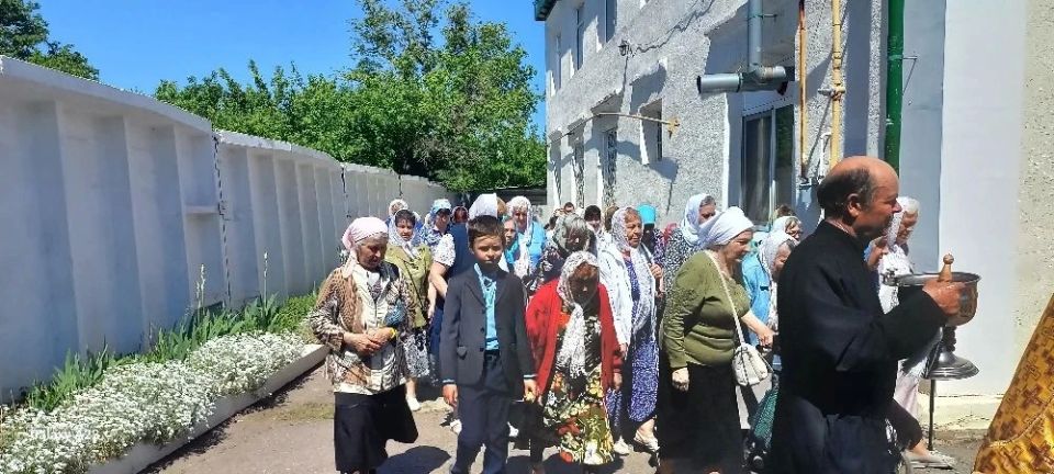 Сегодня, в день памяти святителя Николая Чудотворца, город Брянка отметил свой престольный праздник Сегодня, в день памяти святителя Николая Чудотворца, город Брянка отметил свой престольный праздник