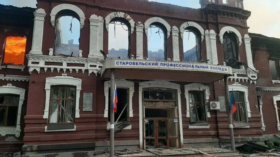 Ирина Куксенкова: Старобельск… Удар по общежитию колледжа, где находились дети, подростки, ребята, которые должны были думать об экзаменах, друзьях, будущем — а не просыпаться от взрывов и разбирать завалы