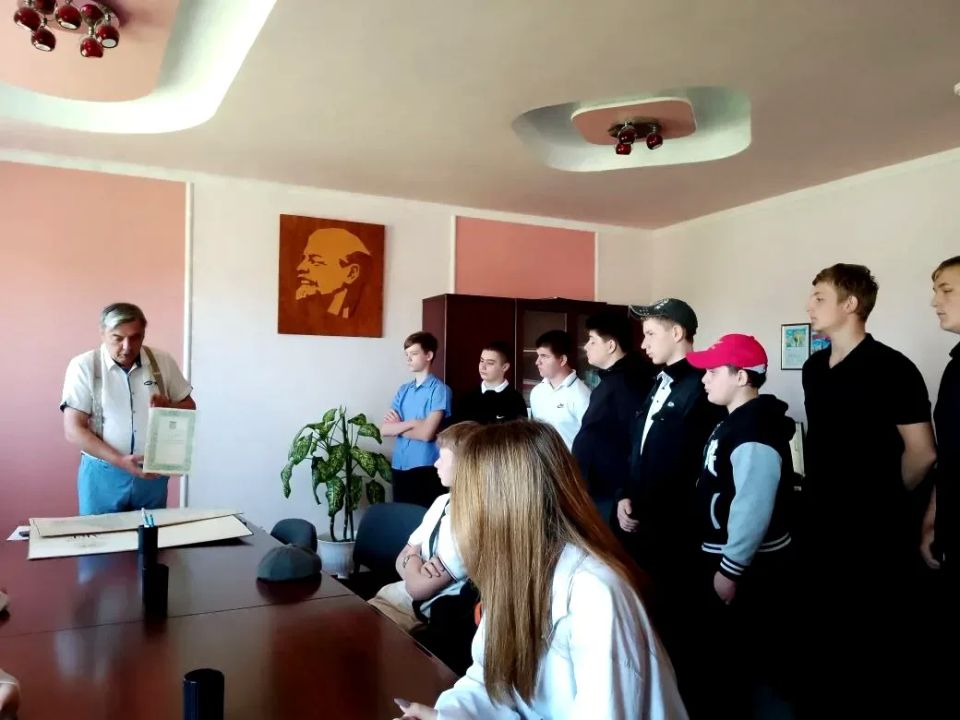 Константин Бутримов: Проект «Выбирай свое»: открытие горизонтов для старшеклассников Новоайдарского округа Константин Бутримов: Проект «Выбирай свое»: открытие горизонтов для старшеклассников Новоайдарского округа