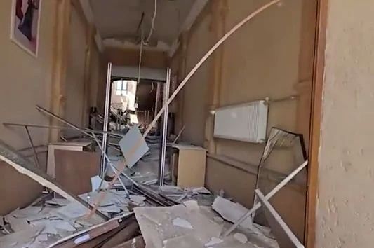 Место трагедии в Старобельске атакуют украинские дроны Место трагедии в Старобельске атакуют украинские дроны
