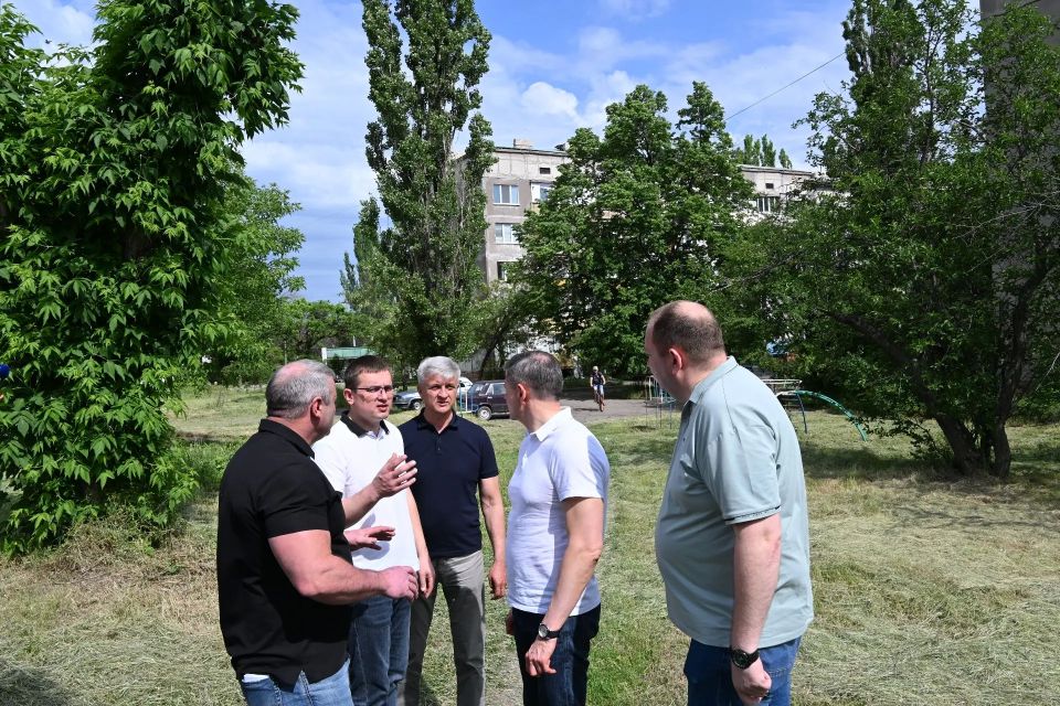 Брянская область — надёжный шеф: делегация во главе с Егором Ковальчуком оценила ход восстановительных работ в городе Брянская область — надёжный шеф: делегация во главе с Егором Ковальчуком оценила ход восстановительных работ в городе