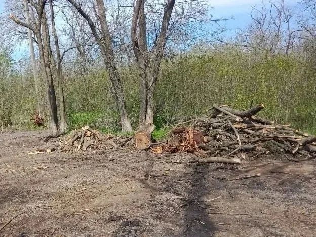 В Краснодоне продолжается второй этап благоустройства парка «Молодой гвардии»