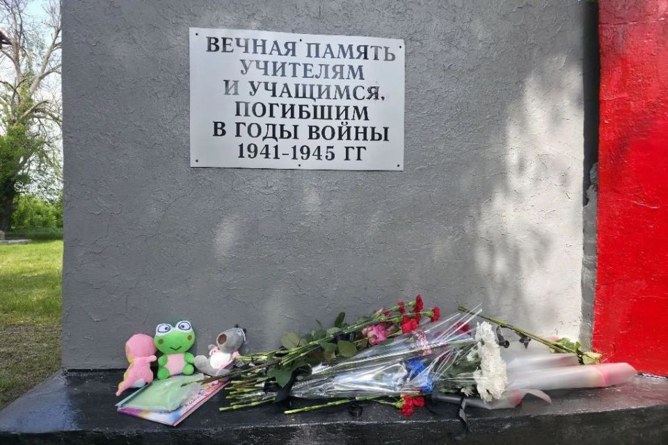 К собравшимся обратился председатель Совета Первых Свердловского муниципального округа Илья Мелихов: