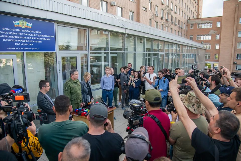 45 часов шла спасательная операция и 15 раз была опасность повторных ударов