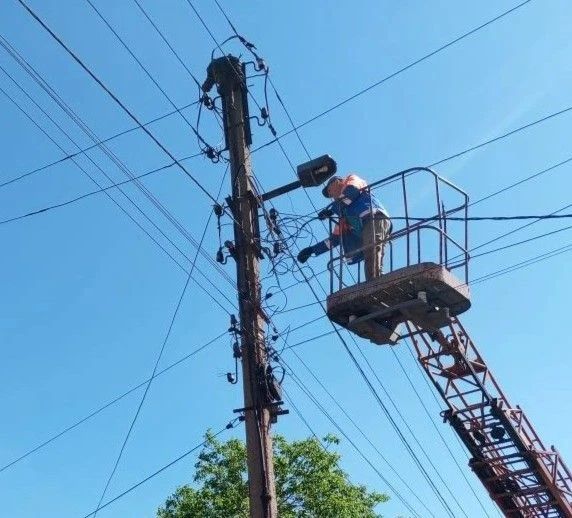 Коммунальными службами проведены работы на территории города Коммунальными службами проведены работы на территории города