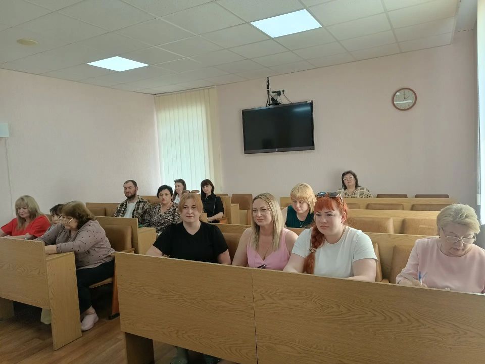 В Ровеньках прошло совещание по подготовке Дня защиты детей В Ровеньках прошло совещание по подготовке Дня защиты детей