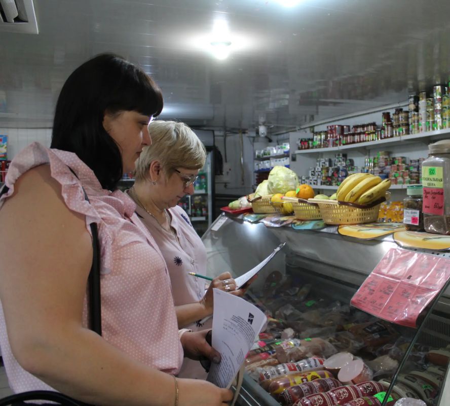 Работниками отдела инвестиционного развития, экономики, торговли, транспорта и связи Администрации городского округа муниципальное образование городской округ город Кировск Луганской Народной Республики был проведен...