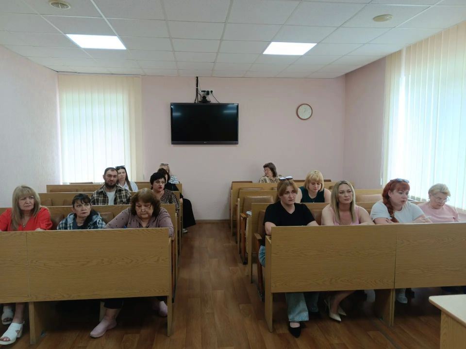 В Ровеньках прошло совещание по подготовке Дня защиты детей В Ровеньках прошло совещание по подготовке Дня защиты детей