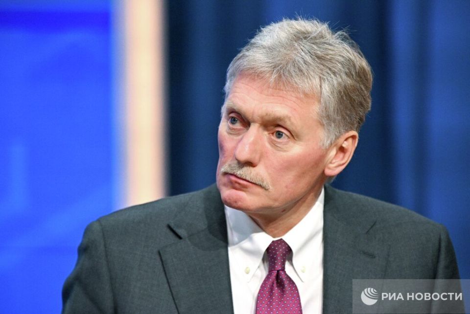 Звягинцев не осуждал кровавую бойню, устроенную Киевом в Донбассе, поэтому у него нет права голоса, заявил Песков, говоря о выступлении режиссера в Каннах
