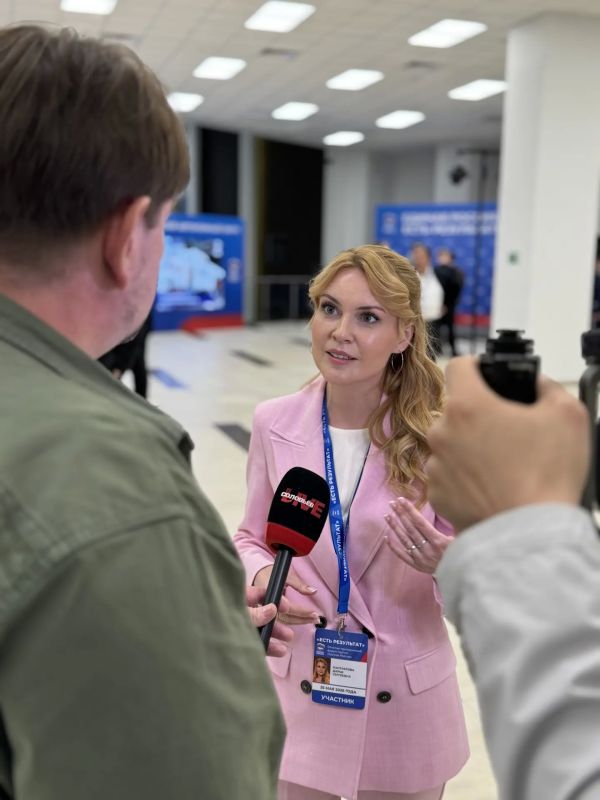 Дарья Лантратова: «Люди на Дальнем Востоке и Севере всегда хорошо понимали - жить и побеждать в сложных условиях можно только вместе» Дарья Лантратова: «Люди на Дальнем Востоке и Севере всегда хорошо понимали - жить и побеждать в сложных условиях можно только вместе»