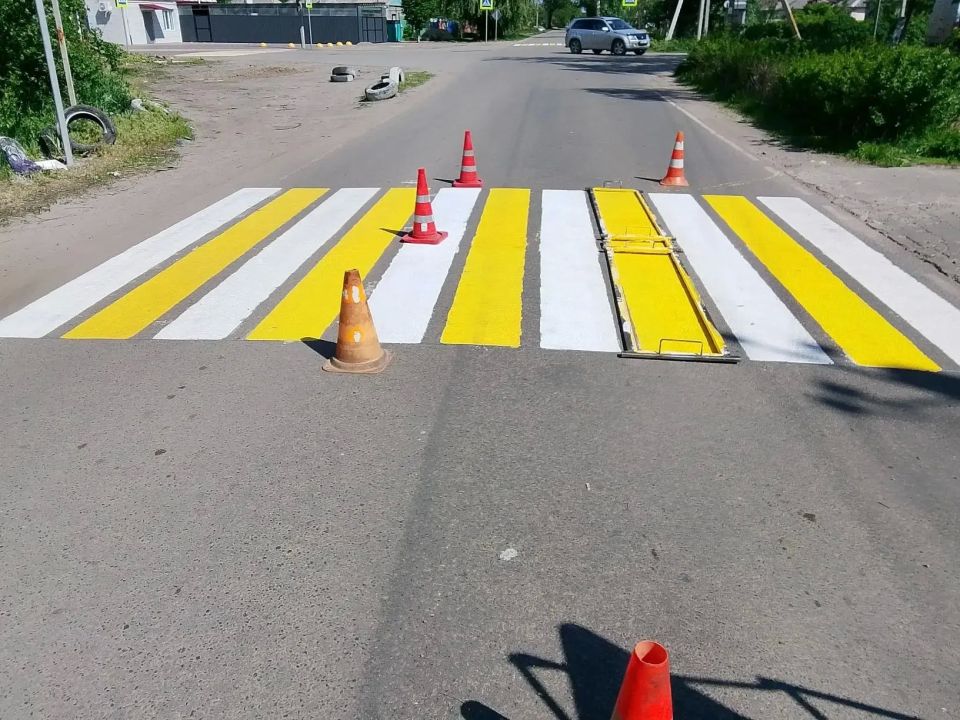 Работники МБУ Центр "Благоустройство" выполнили комплекс мероприятий, направленных на повышение безопасности дорожного движения и обеспечение чёткого восприятия дорожной информации водителями и пешеходами Работники МБУ Центр "Благоустройство" выполнили комплекс мероприятий, направленных на повышение безопасности дорожного движения и обеспечение чёткого восприятия дорожной информации водителями и пешеходами