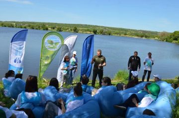 В рамках акции «Вода России» проведено мероприятие по уборке прибрежной полосы пруда «Луганское море»