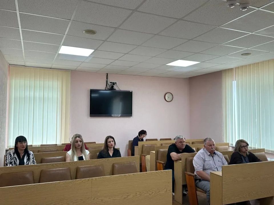 Андрей Рубанцов: СЕГОДНЯ ПРОВЕЛ СОВЕЩАНИЕ С НАЧАЛЬНИКАМИ ОТДЕЛОВ ЖИЗНЕОБЕСПЕЧЕНИЯ ПОСЕЛКОВ ГОРОДСКОГО ОКРУГА И СЕЛА БЛАГОВКА Андрей Рубанцов: СЕГОДНЯ ПРОВЕЛ СОВЕЩАНИЕ С НАЧАЛЬНИКАМИ ОТДЕЛОВ ЖИЗНЕОБЕСПЕЧЕНИЯ ПОСЕЛКОВ ГОРОДСКОГО ОКРУГА И СЕЛА БЛАГОВКА
