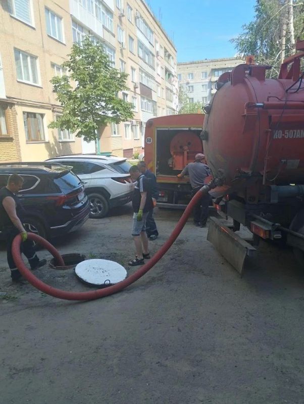 Ульяновские ремонтники провели аварийно-восстановительные работы на канализационных сетях