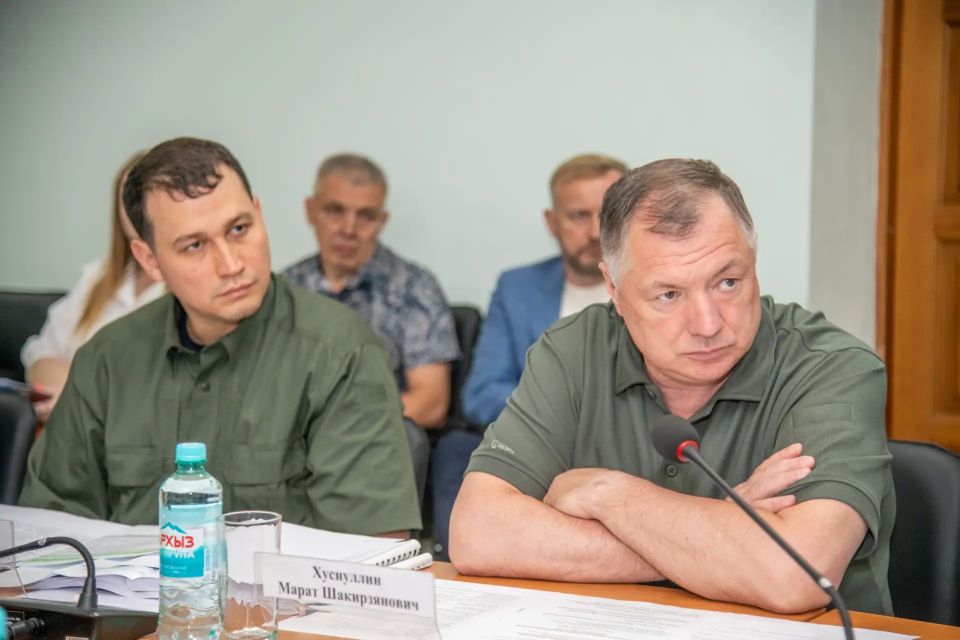 Леонид Пасечник: С рабочим визитом Луганскую Народную Республику посетил Заместитель Председателя Правительства Российской Федерации Марат Шакирзянович Хуснуллин Леонид Пасечник: С рабочим визитом Луганскую Народную Республику посетил Заместитель Председателя Правительства Российской Федерации Марат Шакирзянович Хуснуллин