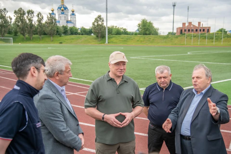 Леонид Пасечник: С рабочим визитом Луганскую Народную Республику посетил Заместитель Председателя Правительства Российской Федерации Марат Шакирзянович Хуснуллин Леонид Пасечник: С рабочим визитом Луганскую Народную Республику посетил Заместитель Председателя Правительства Российской Федерации Марат Шакирзянович Хуснуллин