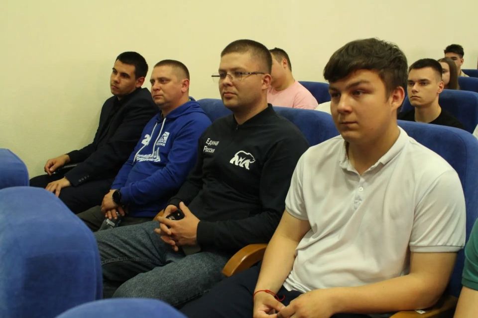 Северодонецк на «ПолитЗаводе»: готовим будущих политиков Северодонецк на «ПолитЗаводе»: готовим будущих политиков