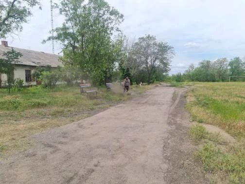В поселке Изварино проведён субботник В поселке Изварино проведён субботник