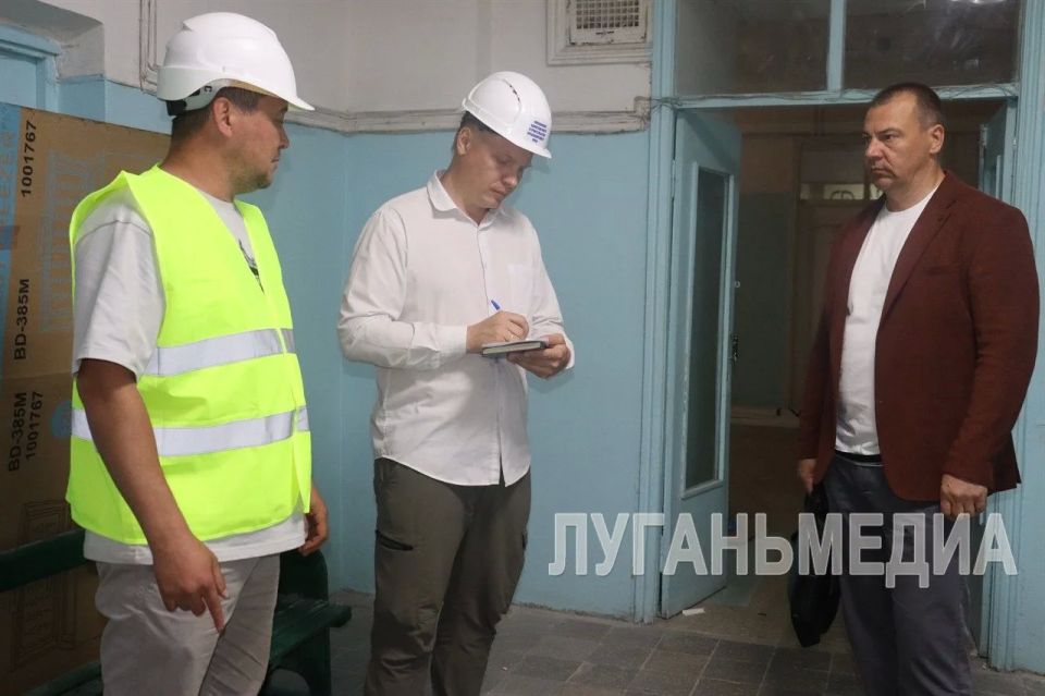 В Свердловской центральной городской многопрофильной больнице в корпусе травматологии идет капитальный ремонт В Свердловской центральной городской многопрофильной больнице в корпусе травматологии идет капитальный ремонт