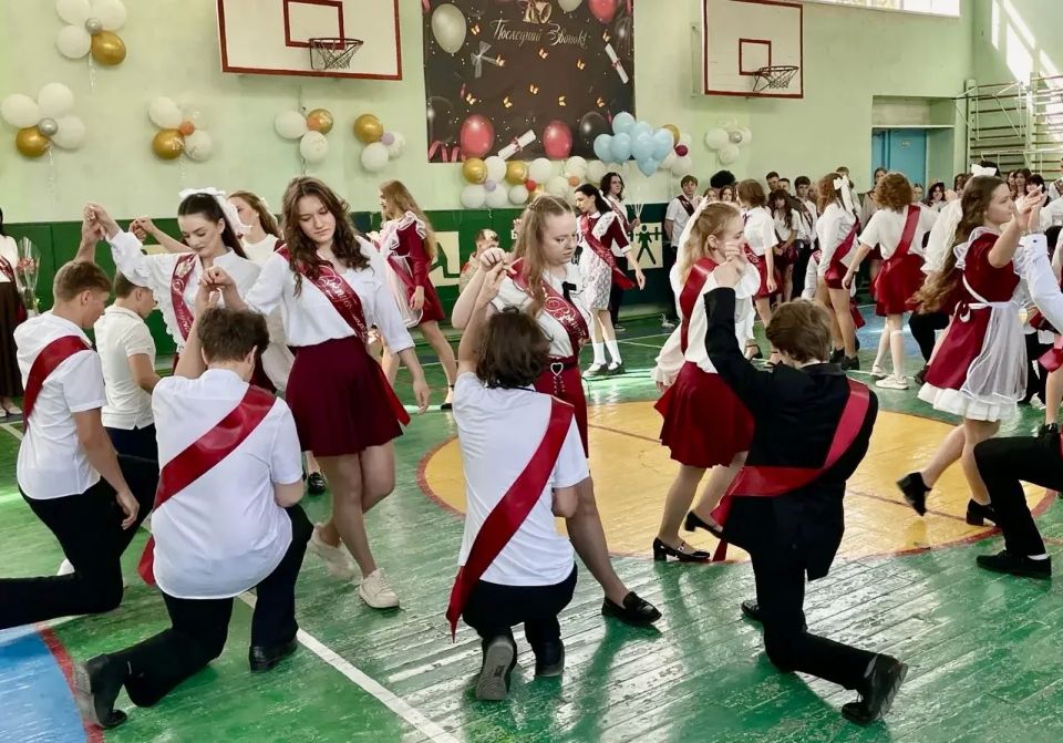 Учебный год заканчивается, и мы готовим для вас нечто особенное! Учебный год заканчивается, и мы готовим для вас нечто особенное!