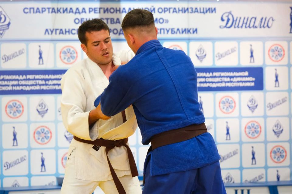 Команда республиканского МВД завоевала «серебро» межведомственных состязаний по дзюдо Команда республиканского МВД завоевала «серебро» межведомственных состязаний по дзюдо