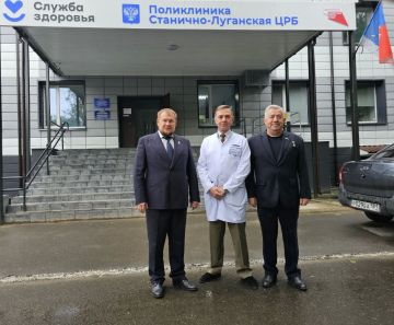 Виктор Водолацкий: В рамках контроля исполнения Народной Программы «Единой России», вместе с первым заместителем Секретаря ЛРО ВПП «Единая» Россия» В.В. Леоновым и заместителем Председателя Народного Совета ЛНР Д.С....