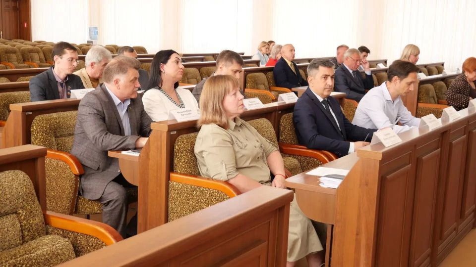 Состоялось 50-е заседание Совета городского округа города Луганска Состоялось 50-е заседание Совета городского округа города Луганска