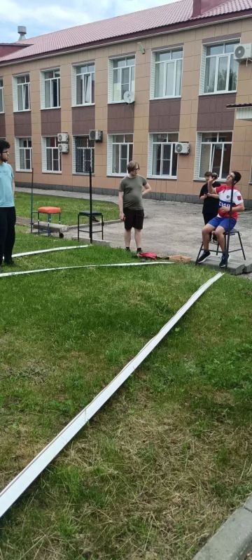 Команда Луганского техникума-интерната на Всероссийском фестивале паралимпийского спорта Команда Луганского техникума-интерната на Всероссийском фестивале паралимпийского спорта