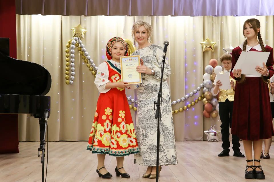 90 лет музыке, краскам и таланту: юбилей ДШИ №1 прошёл с размахом! 90 лет музыке, краскам и таланту: юбилей ДШИ №1 прошёл с размахом!